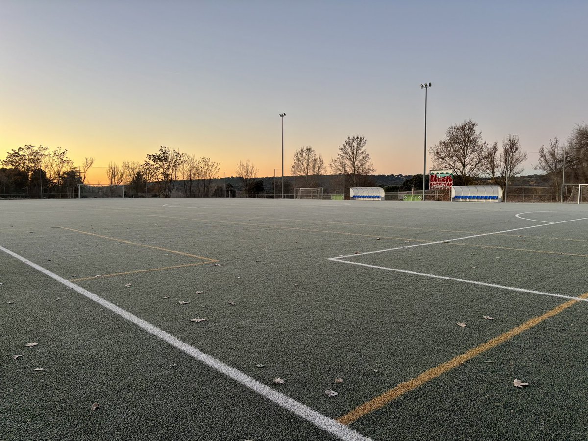 ❄️-7*

𝐀.𝐃. 𝐄𝐋 𝐏𝐀𝐑𝐃𝐎 
adelpardo.com 
@ad_el_pardo_1963

¡Vamos Pardo! 💚
#elpardo 🦌
#mingorrubio
#Escueladefútbolelpardo ⚽️
oficial.adelpardo@gmail.com