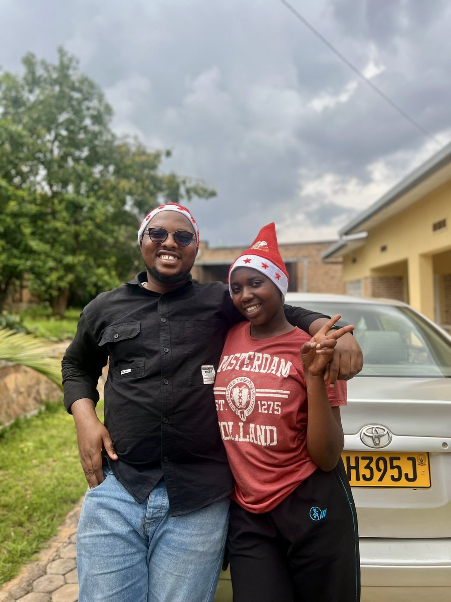 HelpingHeartFam's tweet photo. Happening Now: The holiday magic is alive at Never Again Huye! Helping Heart Family is creating joyful memories with kids laughter, love, and celebration all around for Christmas.
#Nabobakwiyekwishima #GivebackRwanda https://t.co/ih6Sxn2DB8