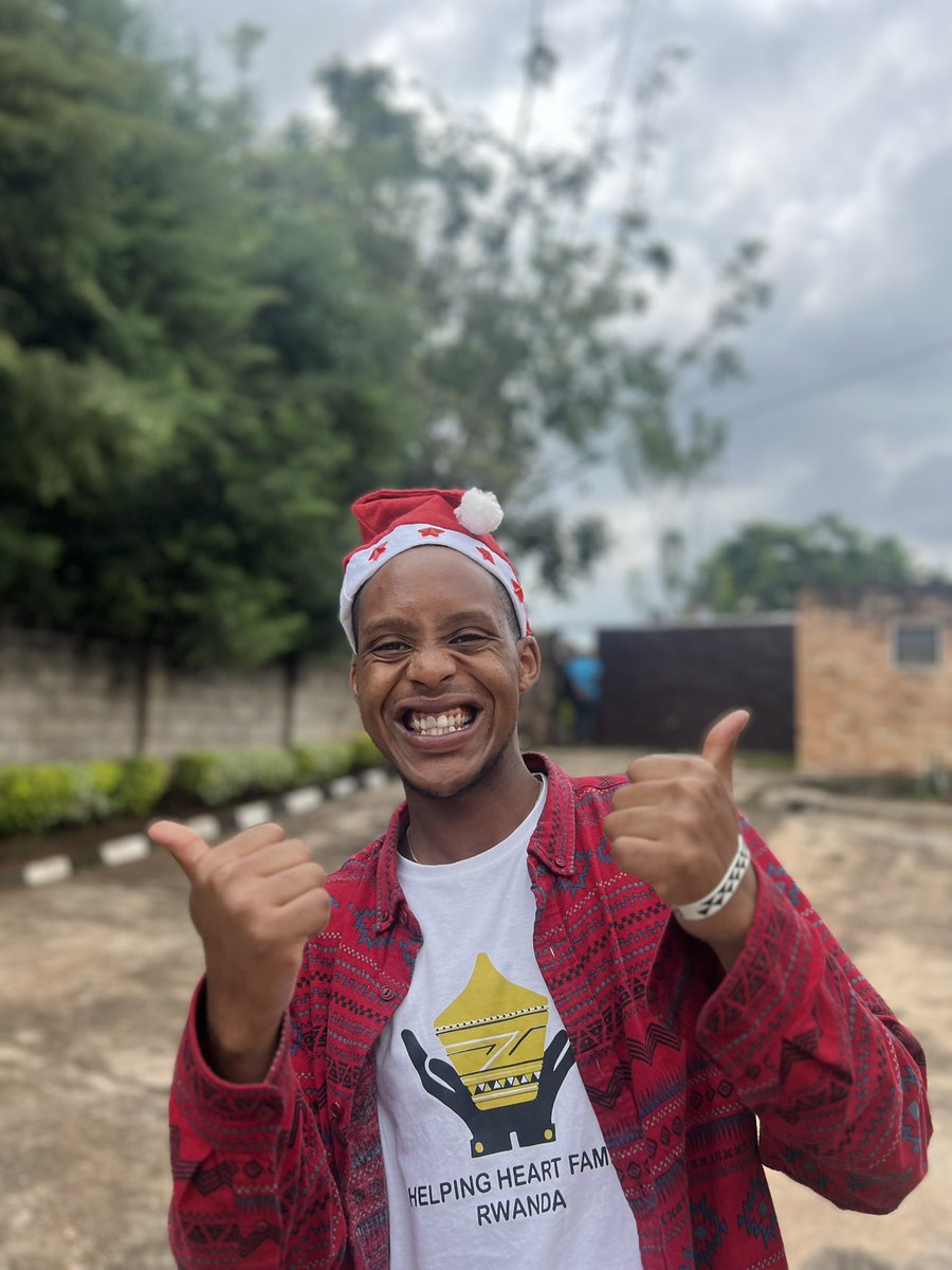 HelpingHeartFam's tweet photo. Happening Now: The holiday magic is alive at Never Again Huye! Helping Heart Family is creating joyful memories with kids laughter, love, and celebration all around for Christmas.
#Nabobakwiyekwishima #GivebackRwanda https://t.co/ih6Sxn2DB8