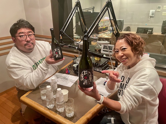 dbs_kyoko's tweet photo. 今月のオンエアは12/21（土）24時から。
最終回は準レギュラーの高木雅史さん（@ZAPpublic）
をお迎え♪

どうぞ最後までお付き合いください🎄

#jazzkyoko #出羽の富士 https://t.co/n2rS7ltl1n