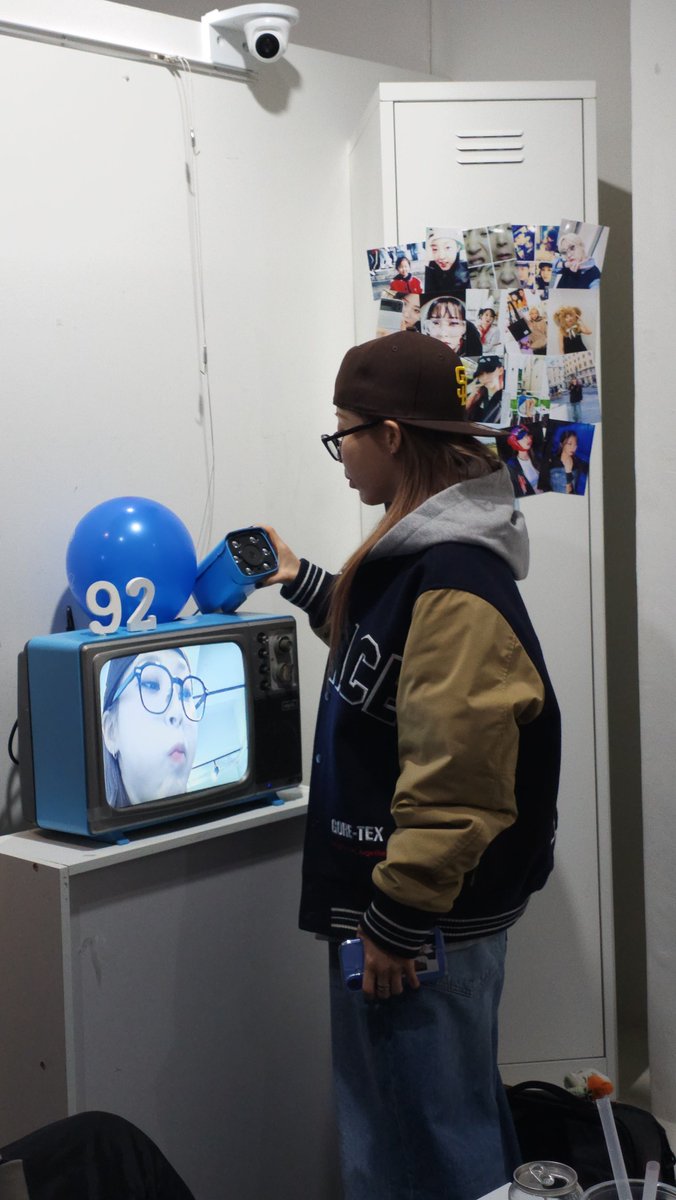 可愛死……
#MOONBYUL
#마마무  #문별
#MAMAMOO