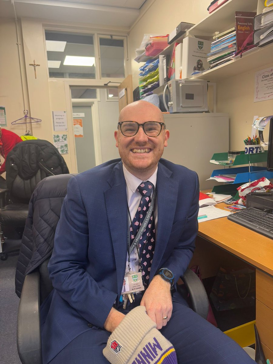 Mr Teasdale raised £1012 for LDHAS by agreeing to have his head shaved live at break on the last day. We all think he rocks the bald look 🪒👨‍🦲and think he’s an amazing example of faith in action.
#AspireAchieveServe