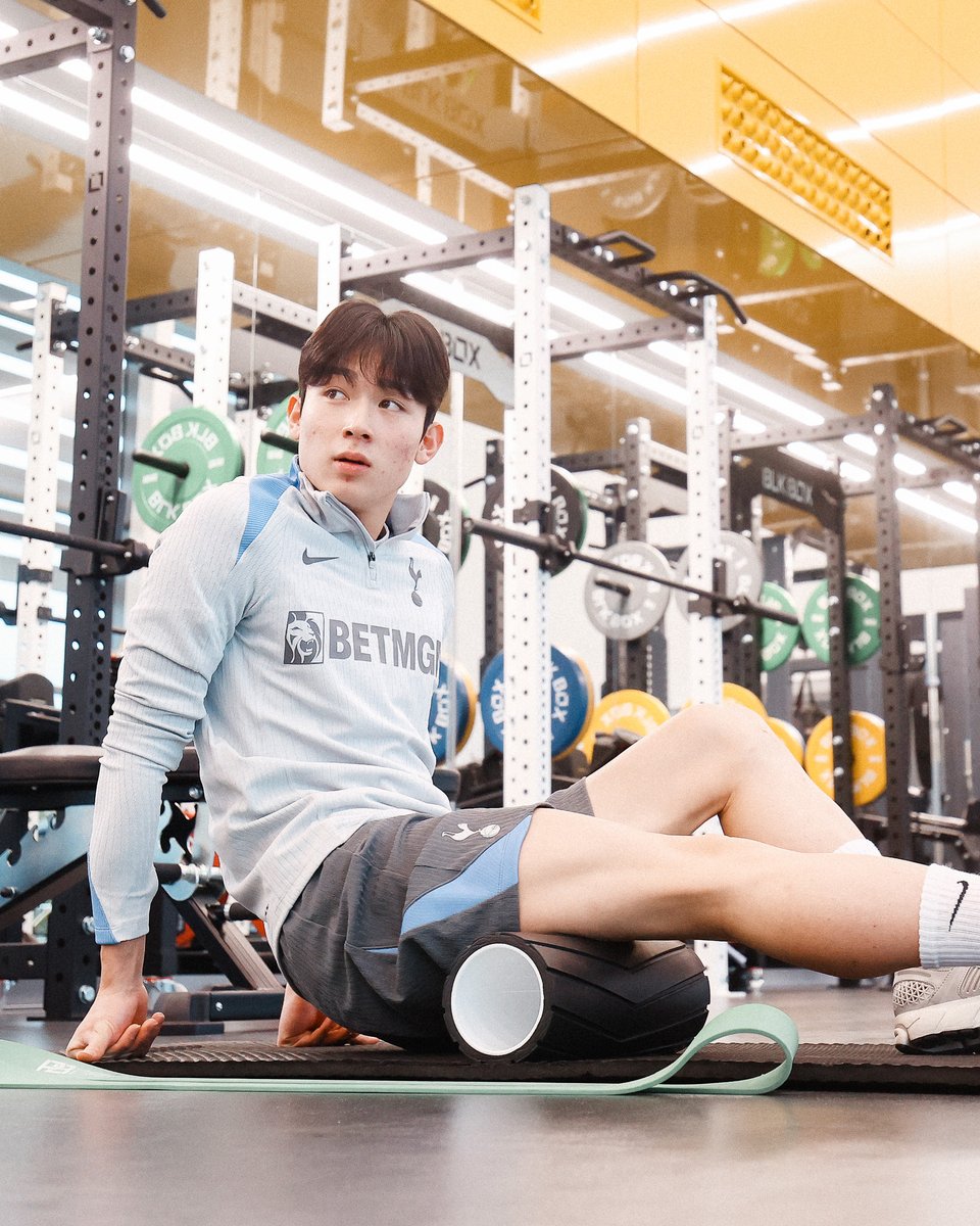 SpursOfficial's tweet image. Welcome to Tottenham Hotspur, Yang Min-Hyeok! 
 
Our new arrival was at Hotspur Way this week ahead of joining us on January 1 👋