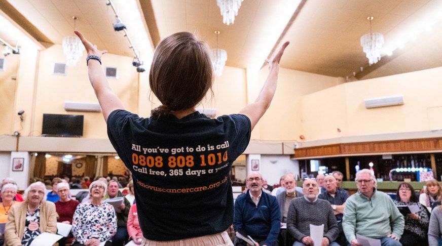 tenovuscancer's tweet photo. Our Storyteller, Jo, recently attended some of our Sing with Us choir rehearsals, ahead of this year's Lovelight concerts 🕯️✨

"Walking through the door on a cold November night to spend time at a choir rehearsal, I was instantly met with warmth, hugs and laughter - https://t.co/3gGvuAExIN