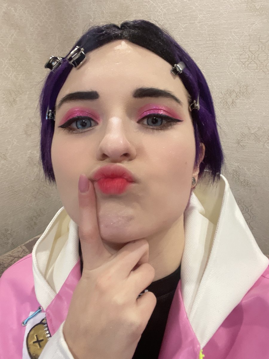minaline tweet media