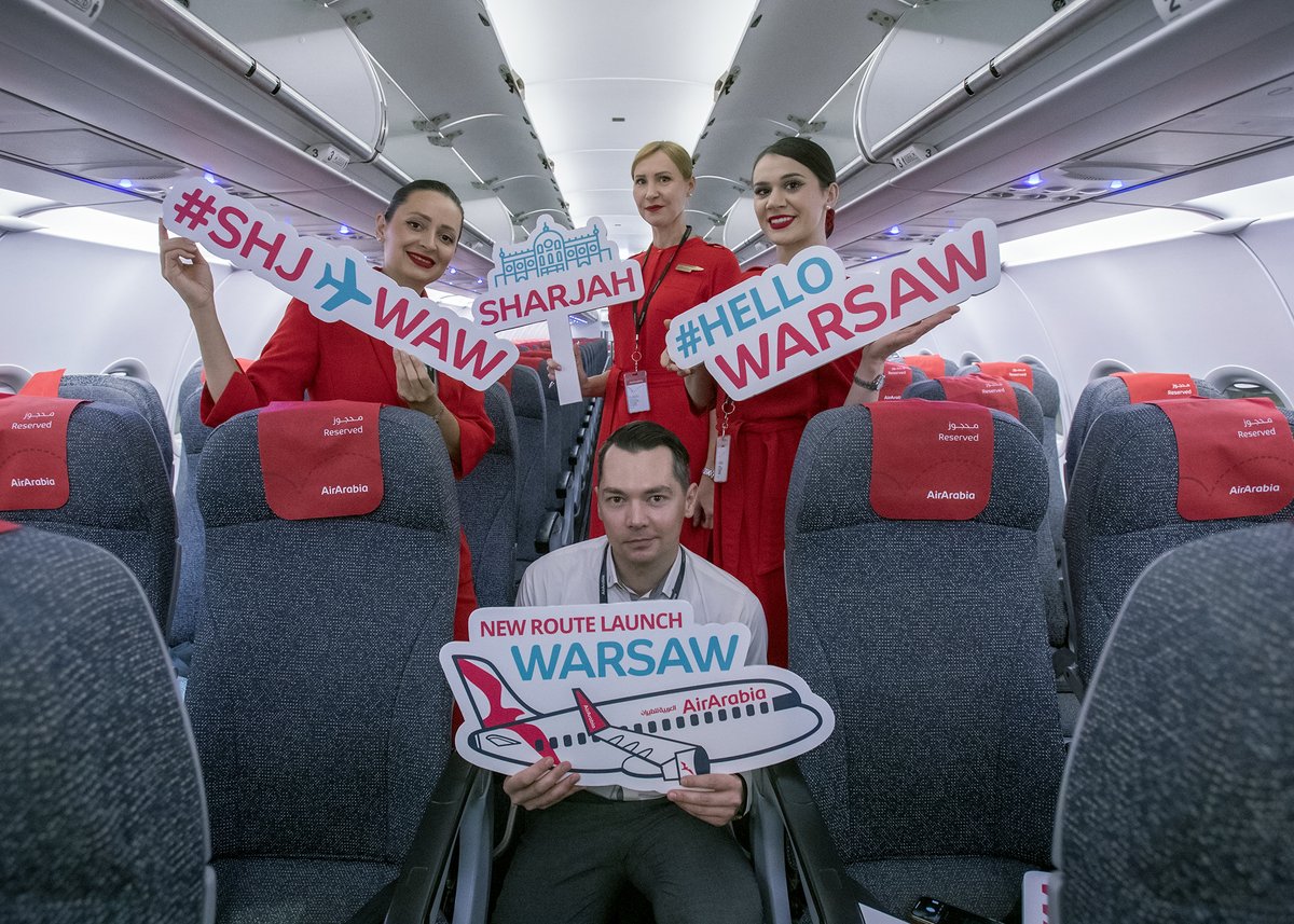 ChopinAirport's tweet image. 🇵🇱✈️🇦🇪 #FirstFlight – @airarabiagroup, uruchomiła bezpośrednie loty z Warszawy do Szardży (@sharjahairport) w Zjednoczonych Emiratach Arabskich. Połączenie zainaugurowano wczoraj - w piątek 20 grudnia.

🎉 Przecięcia wstęgi i symbolicznego uruchomienia połączenia dokonali piloci