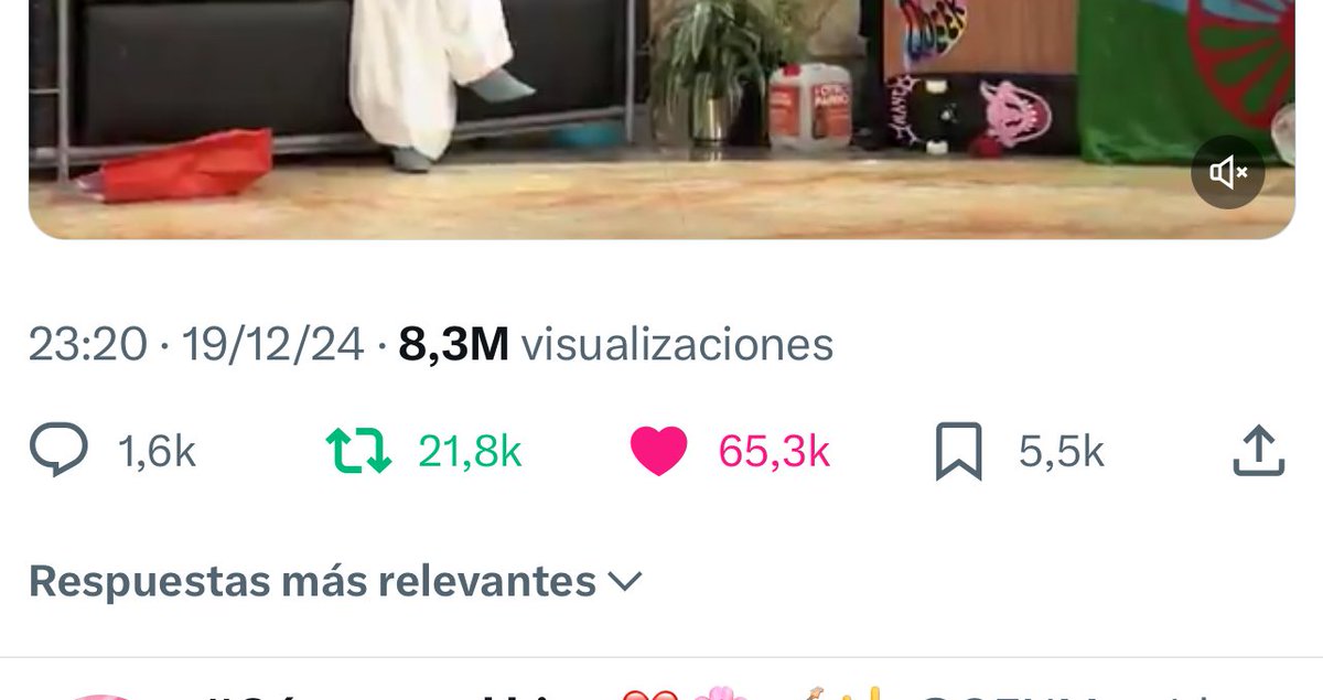 amaiaontbrain's tweet photo. Imagínate anunciar un single a dos horas del lanzamiento. Aparecer en “La revuelta” sin previo aviso y marcarte una histórica actuación que se hará viral. 

Los fans de Amaia celebramos cada logro desde “Un nuevo lugar”,pero lo de “Tengo un pensamiento” fue una completa LOCURA 🤯 https://t.co/lLTvLPqHXn