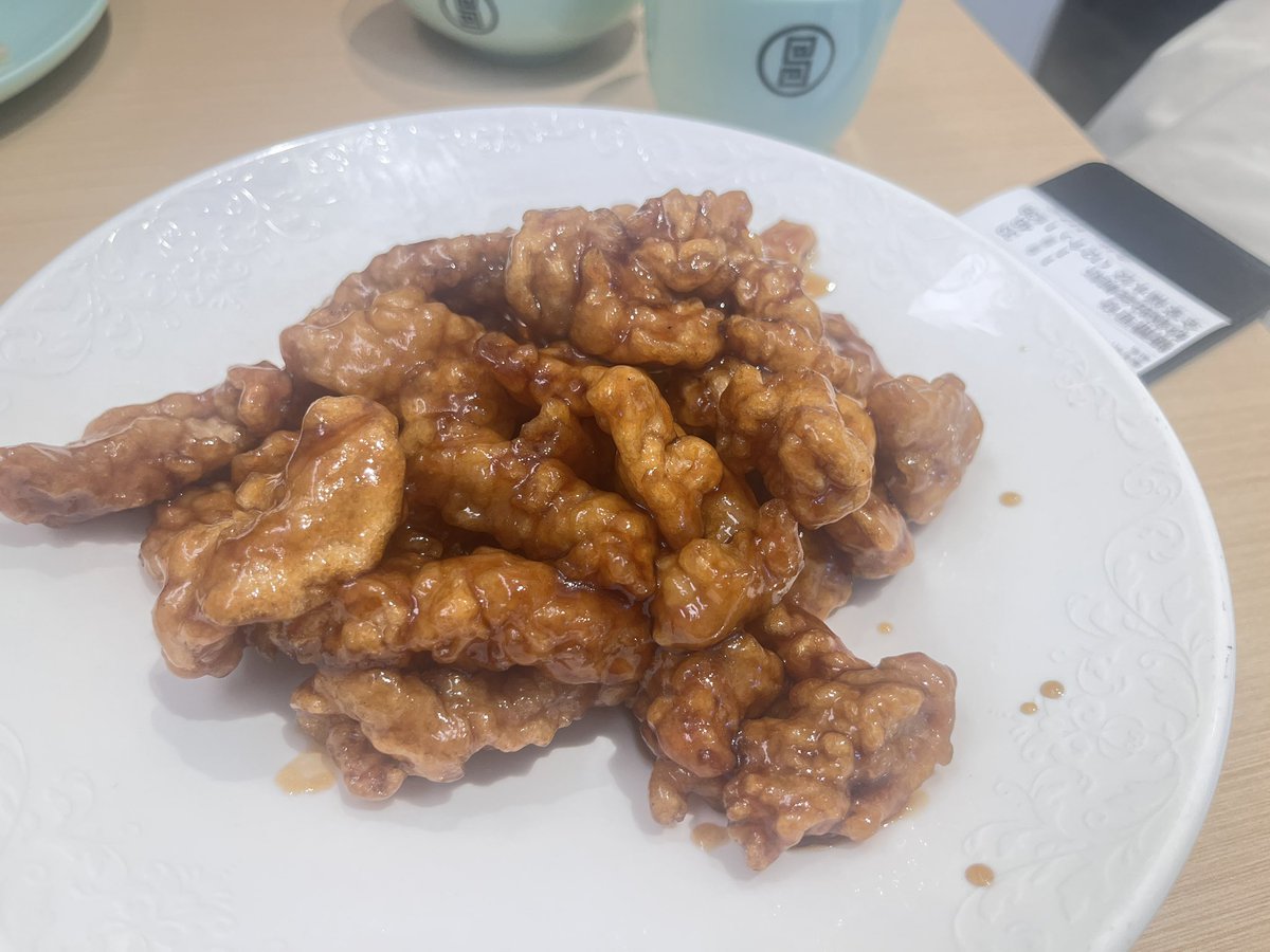 福利姬贪吃琪（无性版）分享的黄推图片3 - 网红私拍内容