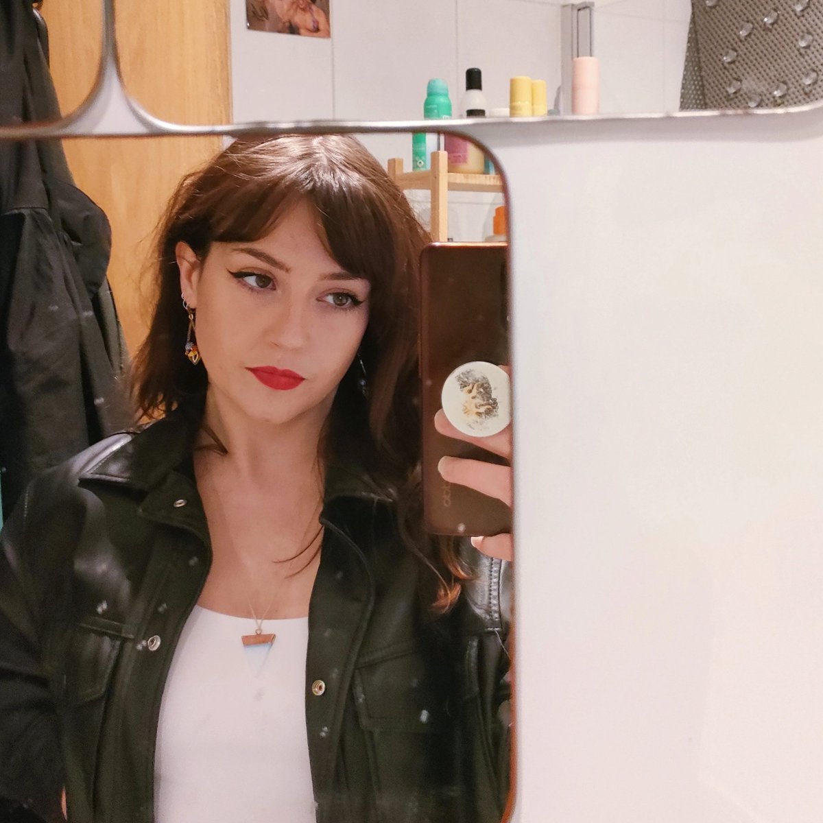 GameSetSatchell's tweet photo. @PuppetCombo Never thought I'd ever say this but PLS I WANNA BE A HOOKER (Sorry if the fringe doesn't class as hair back tho xo) https://t.co/rVHK3SDDm4