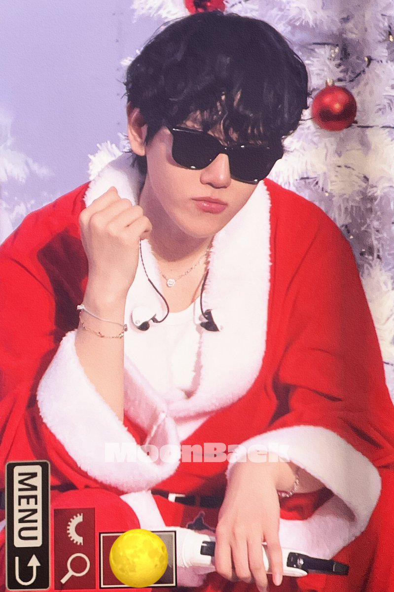 MoonBaek56 tweet media