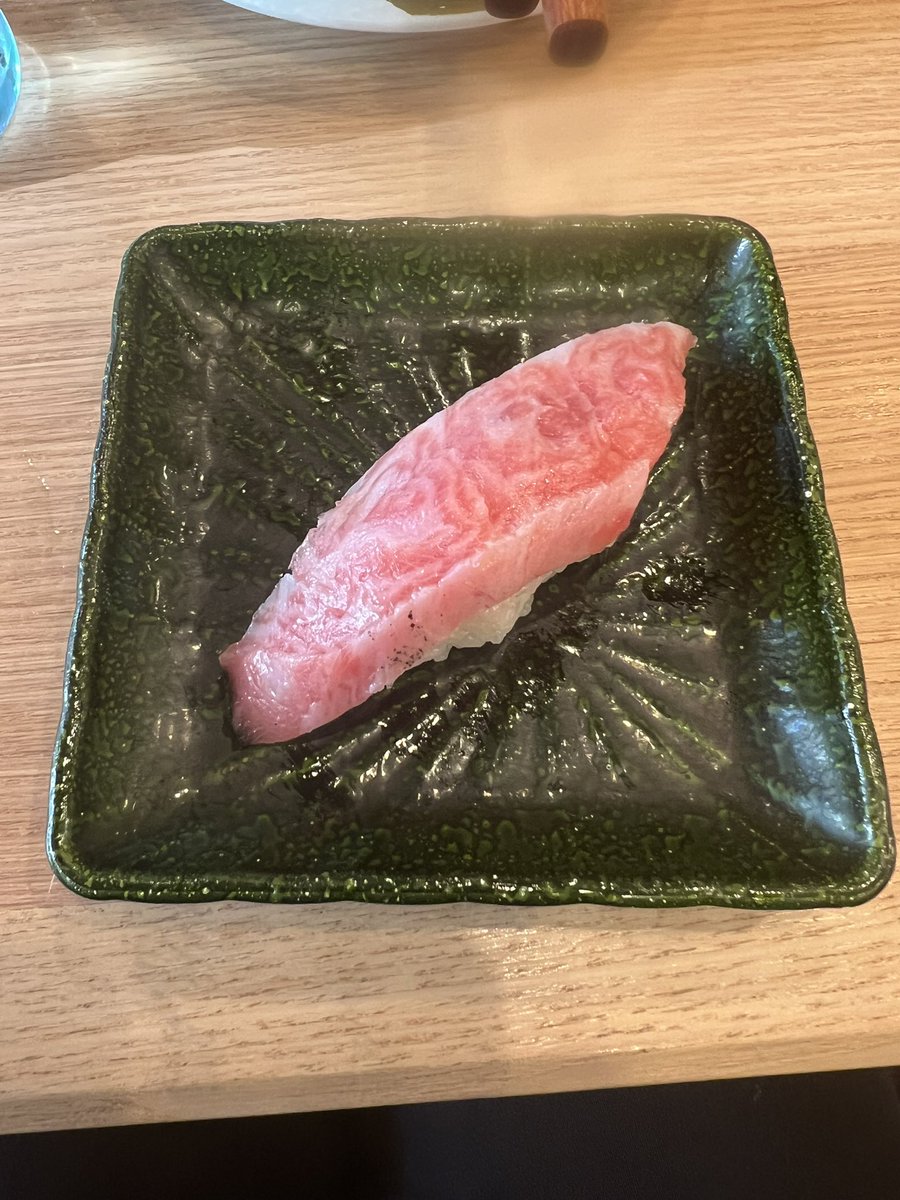 Cherry417Yuko's tweet photo. 銚子丸でしまあじ、はまち、平すずき、カマトロ、ポテトを食べました。 https://t.co/IPWQOI5Lcb