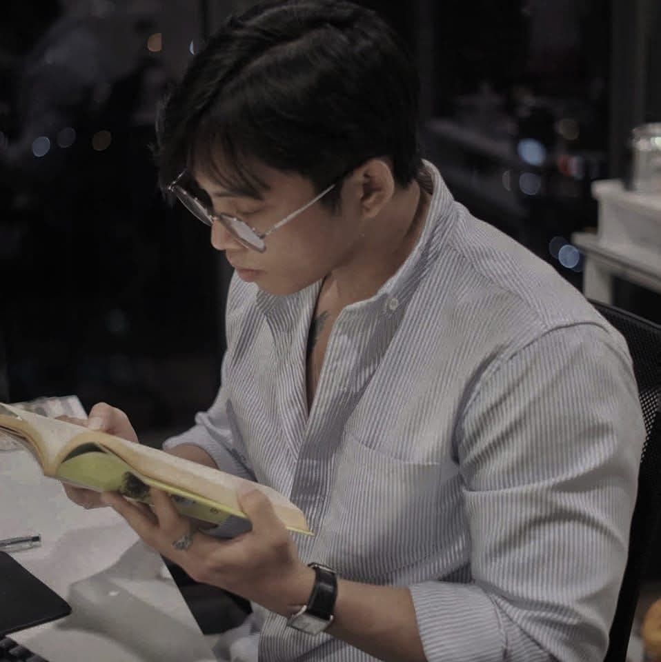 Xe tầm 5 cuốn nháp nữa là bussiness hoàn hảo 😅