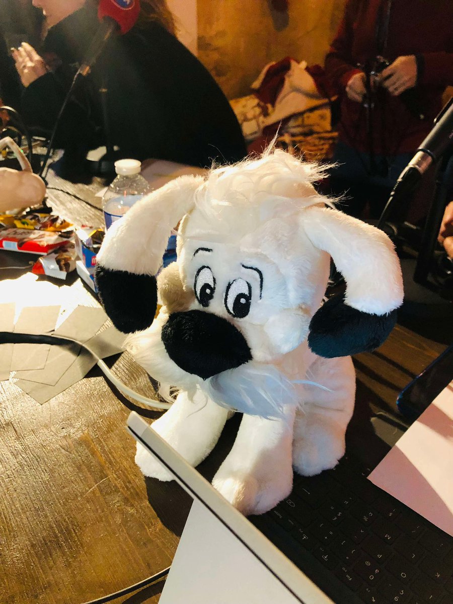 RFMFrance's tweet photo. ✨ MERCI beaucoup au @ParcAsterix, d’avoir accueilli le #MeilleurDesRéveils, et nos auditeurs, pour cette émission spéciale Noël sur #RFM ! 🎄
📌 Venez passez vos plus belles fêtes de fin d’année jusqu’au 5 janvier au #ParcAsterix ! 🤩 #RFMMatin #parcdattraction https://t.co/mP4coy486W