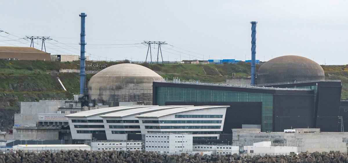 buchebuche561's tweet image. 🇫🇷 - France : 

@EDFofficiel a couplé son réacteur #nucléaire #EPR au réseau électrique 🇫🇷 !

 🥳