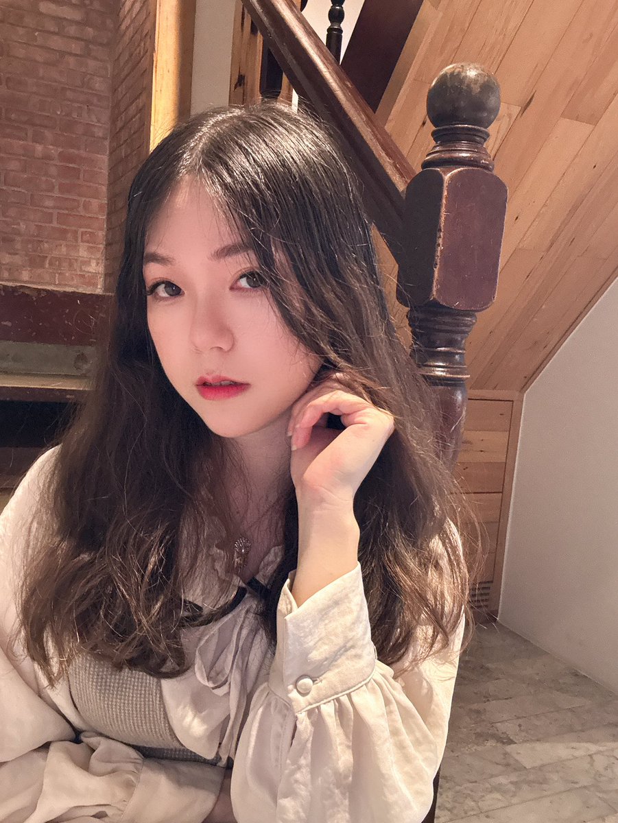 左臉人？ 右臉人？