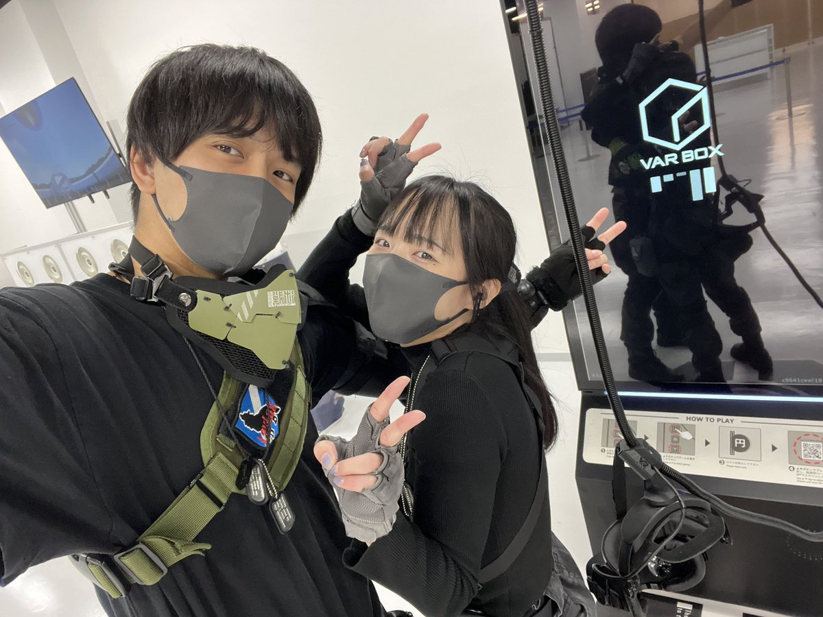 MASKEDGUNNER's tweet image. 今日は…俺たちがよくプレイしている #VARBOX の運営が東京タワーに新施設をオープンしたと言うので…早速行ってきた…その名も「VR BASE TOKYO」……

VARBOXはもちろんのこと…同社の他のVRコンテンツも遊べる…まさに&quot;基地&quot;だな……

今後の展開も…楽しみだ……
#VRBASETOKYO