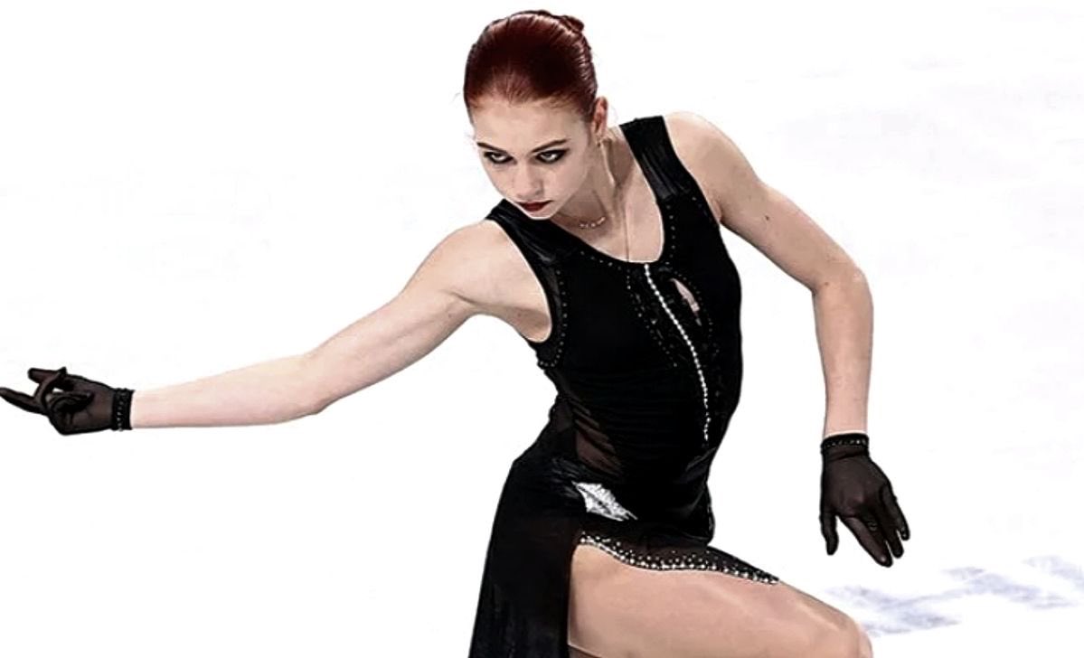 Мне так нравится, как судьи пытаются убедить всех, что «ТАКОЙ конкуренции в жо еще не было» «СТОЛЬКО четверных девушки показывают» «ТАКИЕ сложные программы». Я все еще живу в этой эре