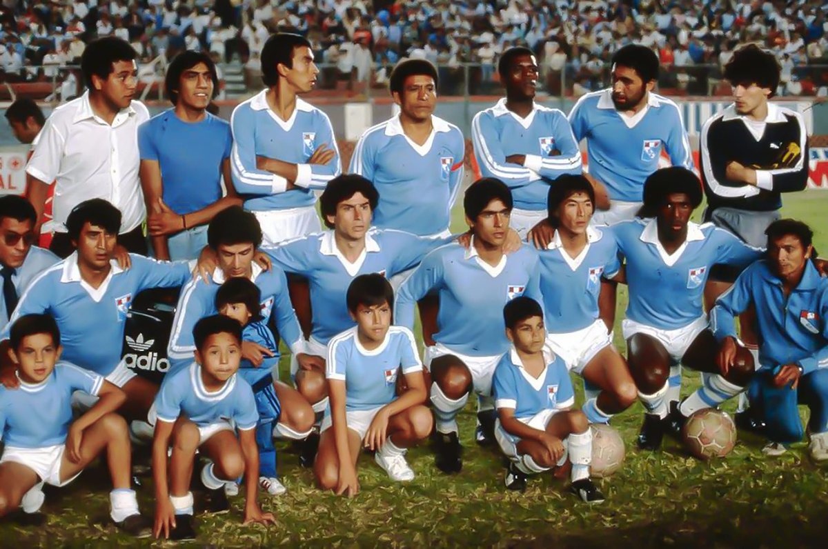 Alberto Nieto (@dalbertsc) on Twitter photo Un 21/Dic en 1983 #SportingCristal conquista la estrella 8. Cristal golea 4-1 a Melgar en la Liguilla final y es campeón con César Cubilla. Era el Cristal de Valdettaro, Uculmana, Gutiérrez, Chumpitaz, Díaz, Quesada, Pedrito Ruiz, Reyna, Loyola, Caballero, Hirano, etc.<a href="/dalbertsc/">Alberto Nieto</a> Un 21/Dic en 1983 #SportingCristal conquista la estrella 8. Cristal golea 4-1 a Melgar en la Liguilla final y es campeón con César Cubilla. Era el Cristal de Valdettaro, Uculmana, Gutiérrez, Chumpitaz, Díaz, Quesada, Pedrito Ruiz, Reyna, Loyola, Caballero, Hirano, etc.<a href="/dalbertsc/">Alberto Nieto</a>