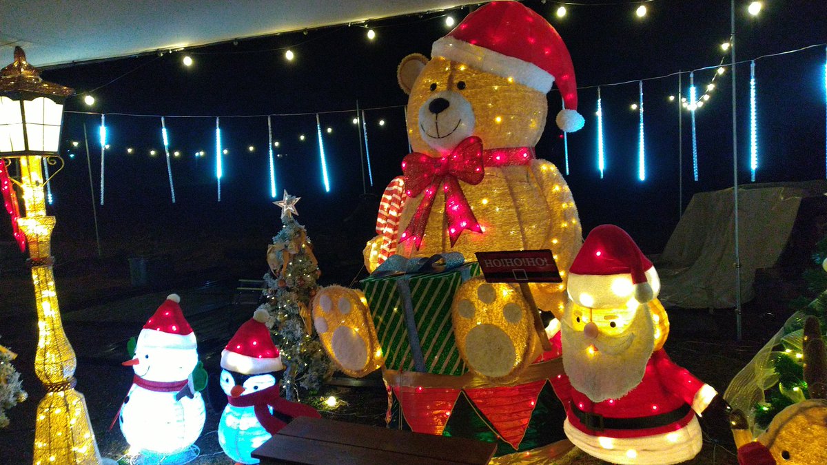 yoomini7's tweet photo. Christmas party✨🎄✨ https://t.co/atDU8lfxzr