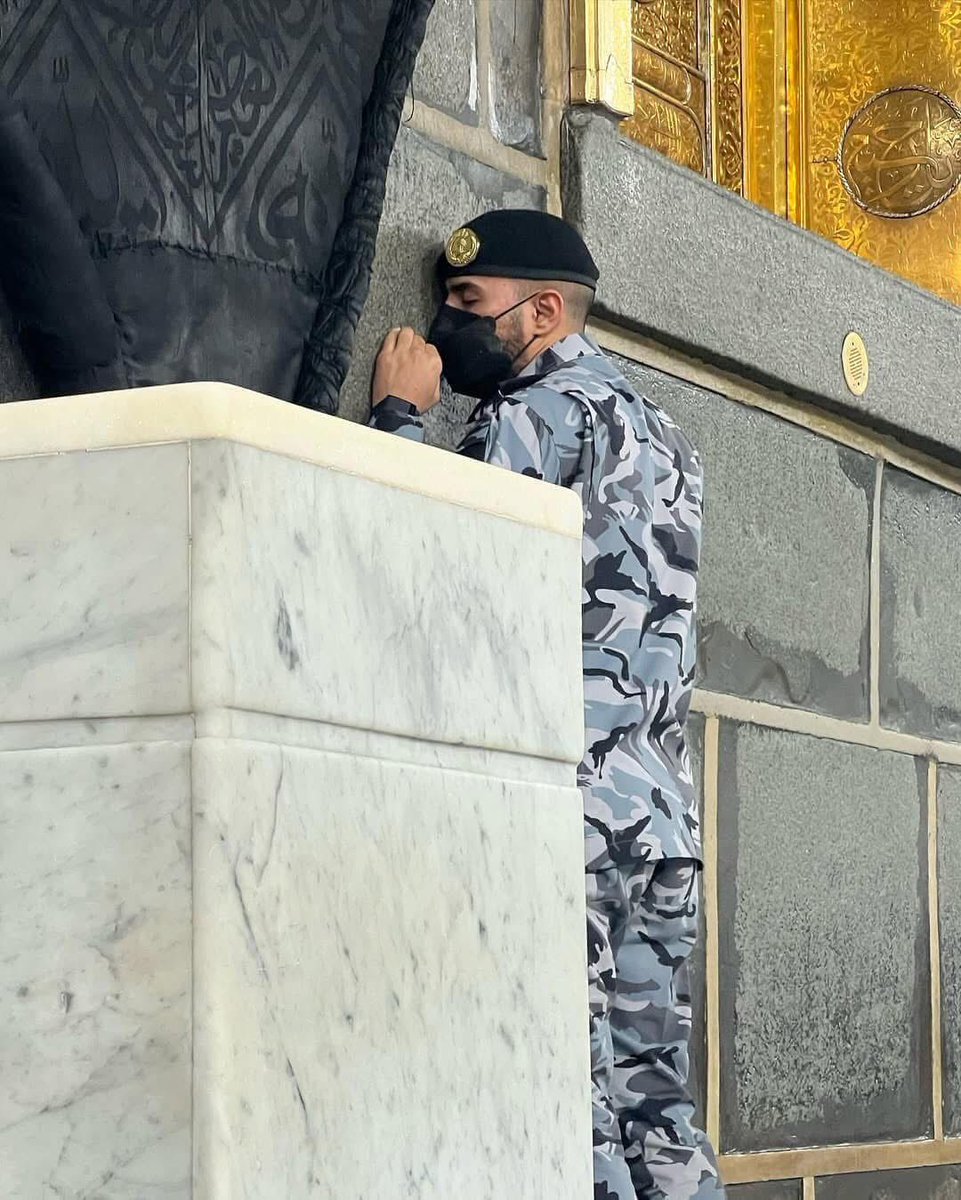 Almoshafthreads's tweet image. رَبِّ إِنِّي لِمَا أَنزَلْتَ إِلَيَّ مِنْ خَيْرٍ فَقِيرٌ