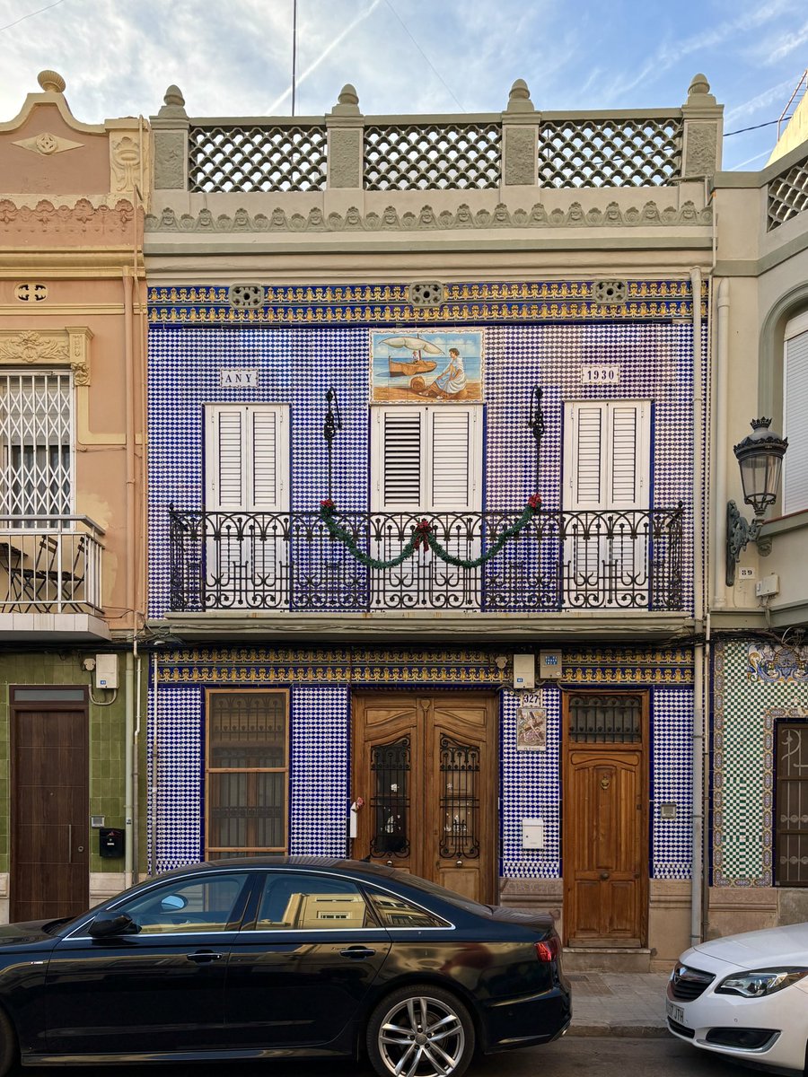 Fachadas del Mundo tweet media