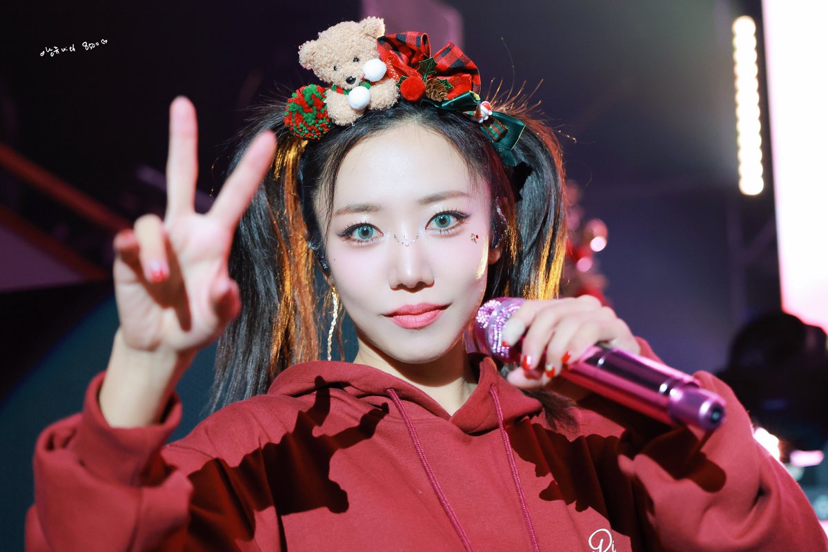 241221 HQ✨

고마워🩷

#에이핑크 #Apink   #김남주 #남주 #Namjoo 
<a href="/APINKKNJ/">김남주</a>