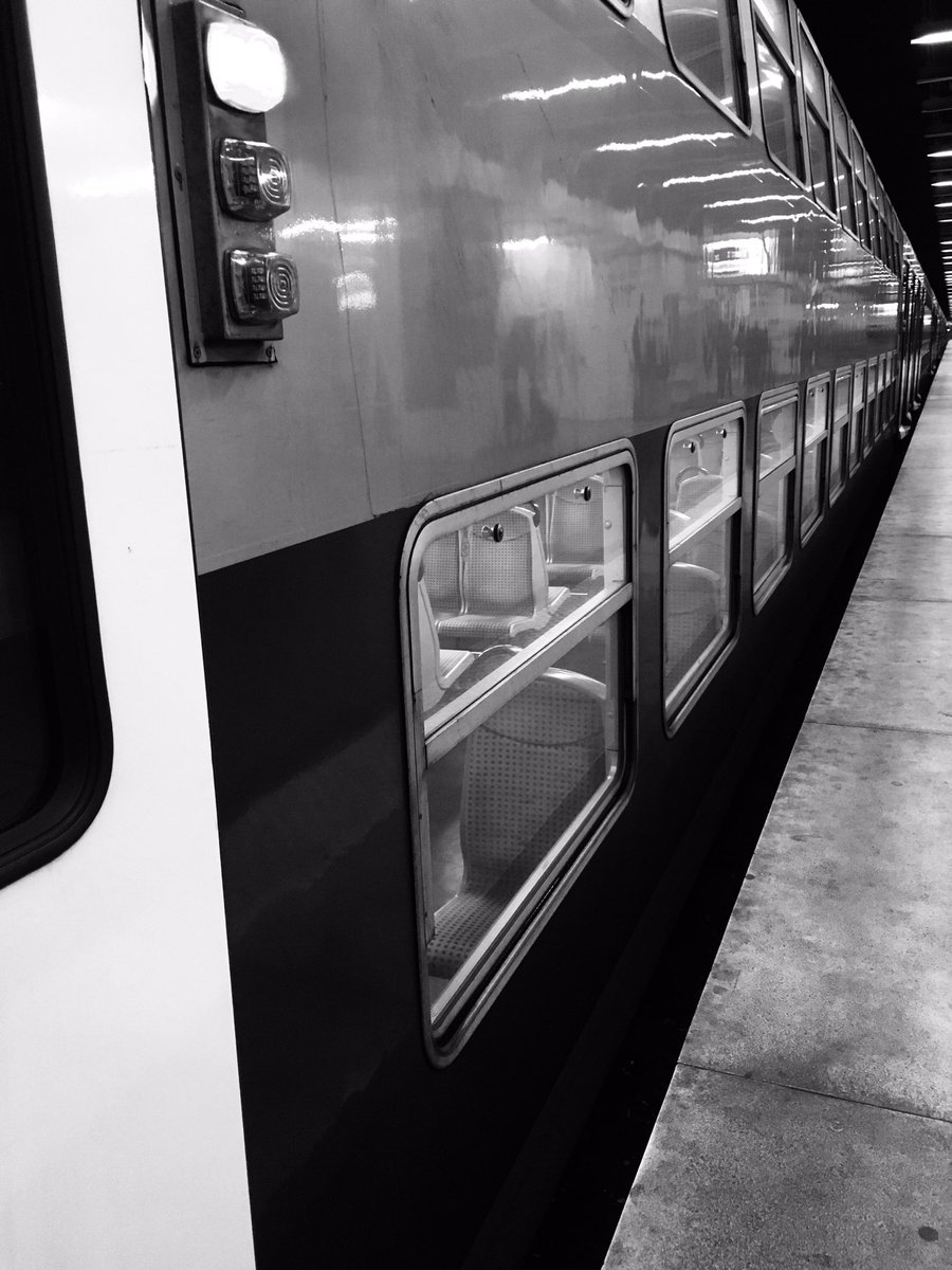 srongier's tweet photo. Matin (la ligne générale) https://t.co/K2dIFT5NHC