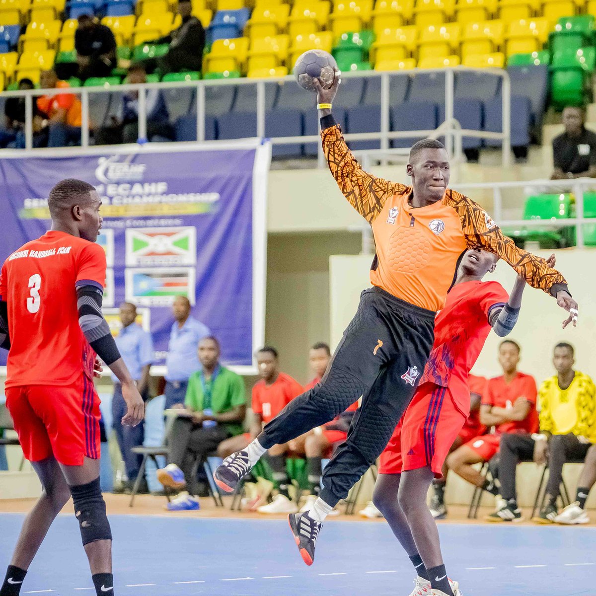 ecahfhandball's tweet photo. FT

Gicumbi 🇷🇼 52-42 🇸🇸 Cobra

#ECAHFHANDBALL https://t.co/6lRR38jspt