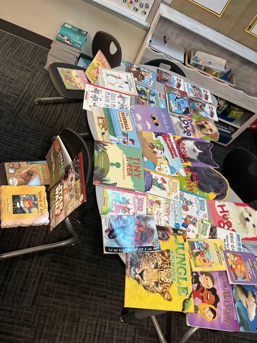 Loved adding books to my students home libraries by playing book BINGO. Win a BINGO and pick a book to take home. #warrenwill #readingathome