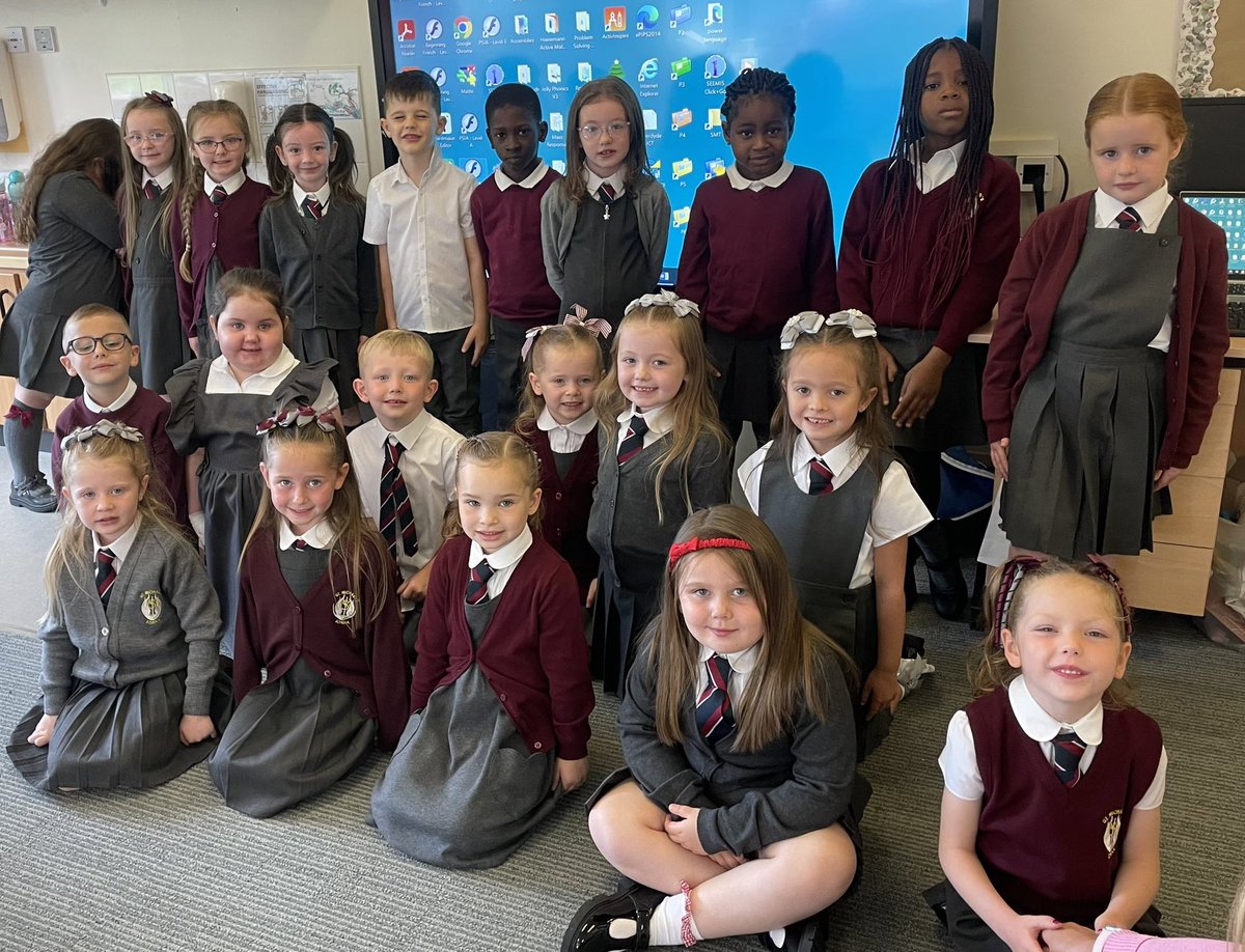 StMichaelsP2s's tweet image. Look how much we’ve grown! Thank you for a wonderful 2 terms primary 2, I have loved being your teacher. ❤️ Thank you so much for the kind gifts. Have a wonderful Christmas ⭐️🎅🏻🎄