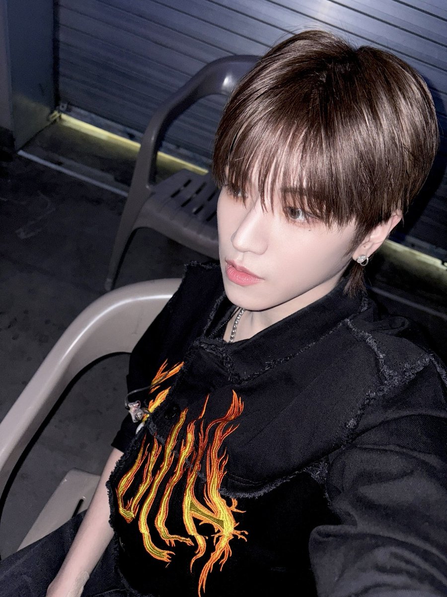 BOYNEXTDOOR_twt's tweet photo. 🫰long time no see
#ONEDOOR #BOYNEXTDOOR #RIWOO #리우 #보이넥스트도어 https://t.co/UMM9AKl0Fs
