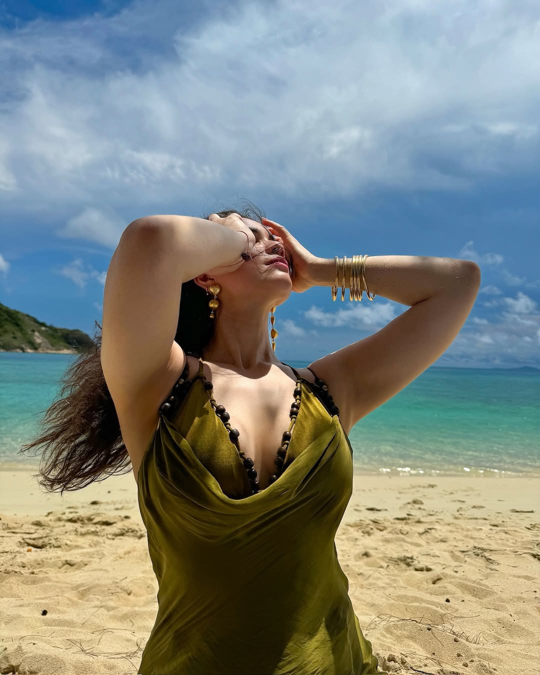 GfUnJfXbQAAA_07?format=jpg&name=large