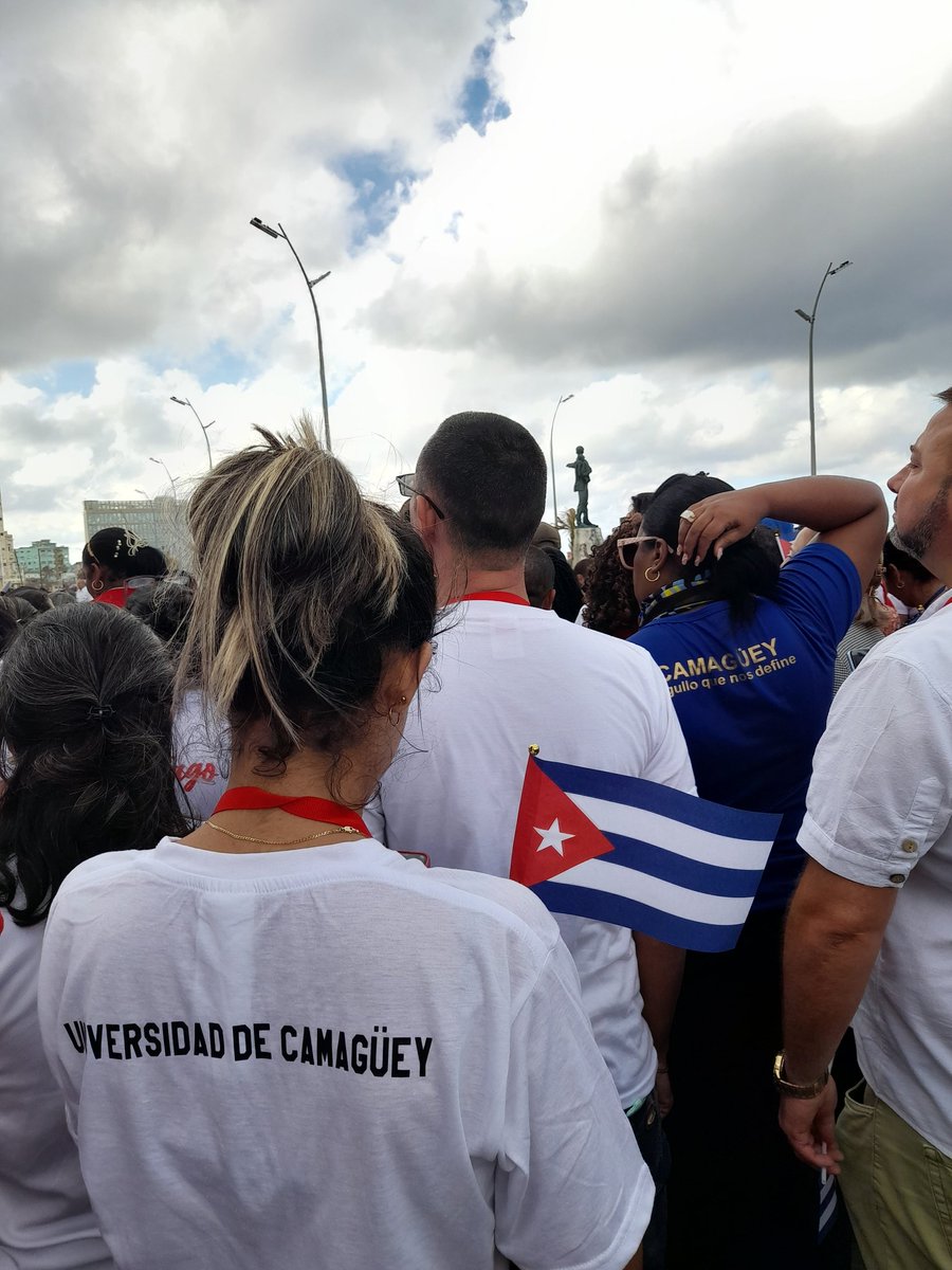 FHHernndez1's tweet photo. Los Diputados #camagueyanos junto a los de toda #Cuba, #ConLaFuerzaDeLaUnidad, condenamos en vibrante y patriótica marcha del pueblo combatiente encabezada por el invicto #RaúlCastro y @DiazCanelB la agresiva política imperial del Bloqueo norteamericano y su infame lista. https://t.co/Emr9SVAO1j