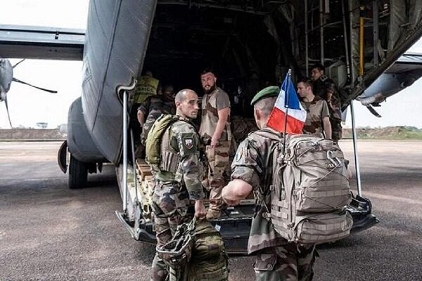 🇫🇷#フランス 軍が🇹🇩#チャド から撤退開始 フランスはこれまでにも