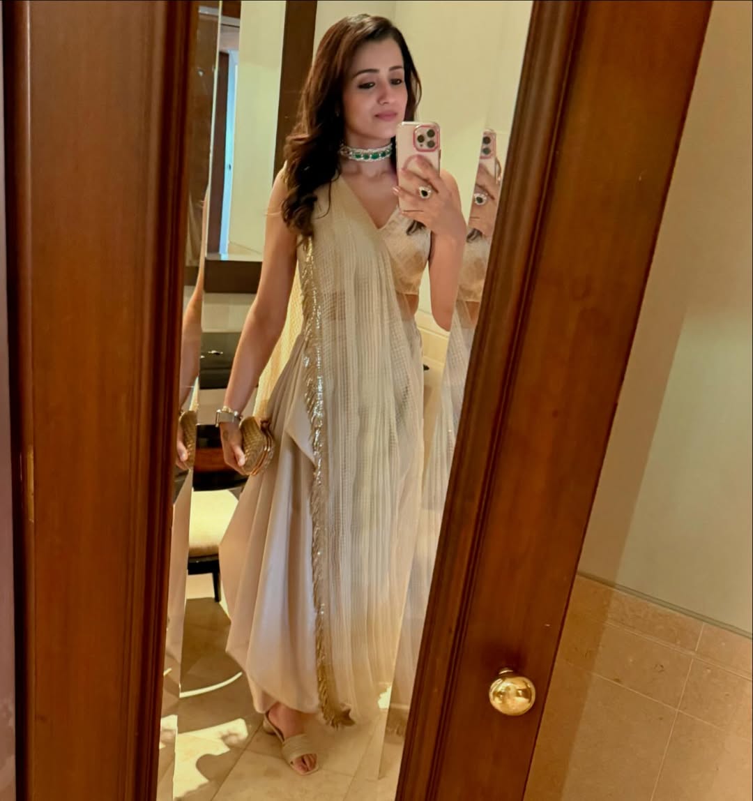 GfUqZAia8AA2B2a?format=jpg&name=medium