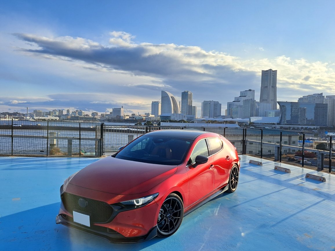 TTO241's tweet photo. MAZDA3FB繋がりの皆さんと横浜ベイサイド巡り🤗
大黒🅿→大黒埠頭→ベイブリッジ~スカイウォーク→コットンハーバー
◆横浜までお越し頂きありがとうございました😆💕✨
#MAZDA3 #MAZDA3FB #MAZDA3FASTBACK #RetroSportsEdition
#withMazda #beadriver #心よ走れ https://t.co/eF2sXmshn4
