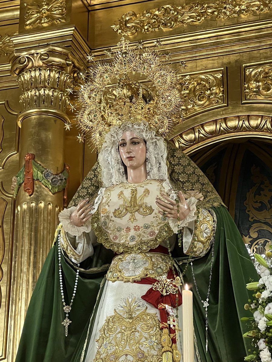 HdadPollinica's tweet photo. #Cultos
Segundo día de Triduo en honor a nuestra Sagrada Titular, María Santísima de Gracia y Esperanza.

Las Intenciones del día de hoy serán por las Familias de Campillos, ícono de la Santísima Trinidad, para que vivan la Navidad en verdadera unión junto a sus familiares. https://t.co/EhS16TpkMT