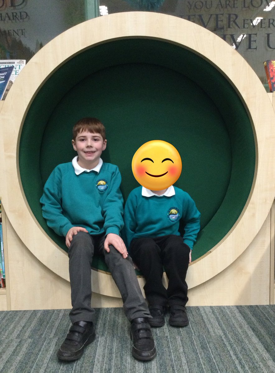 Lakeside_school's tweet photo. Our amazing Sports stars. #sportingspirits #greatsportspeople #sportingrolemodels @letsgetahead https://t.co/x7KDh5voie