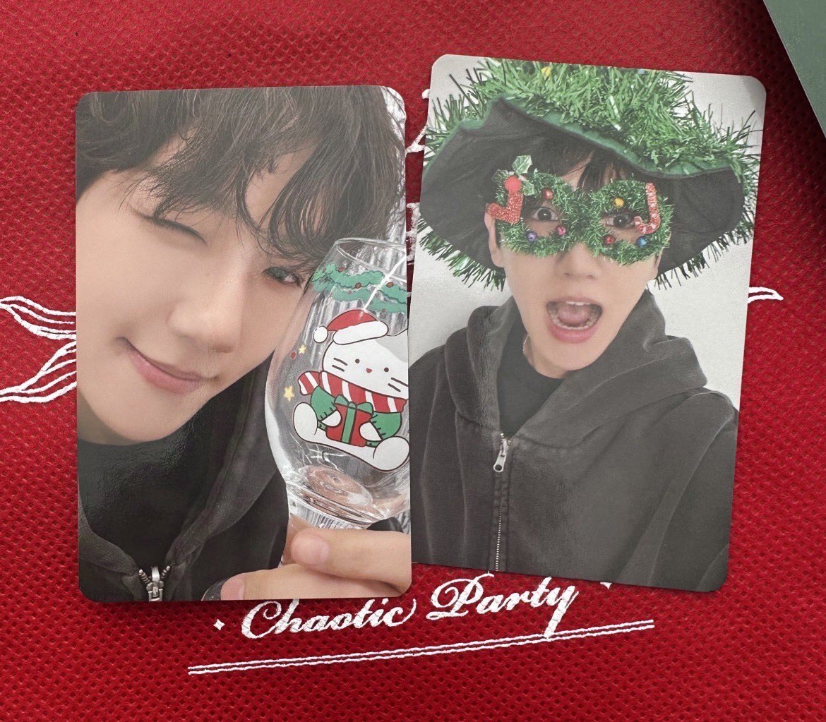 baegdough's tweet photo. PHOTOCARD BENEFIT ENTRY BAEKHYUN CHAOTIC PARTY

DAY 1                                                  DAY 2 https://t.co/X3cPtDFhh9