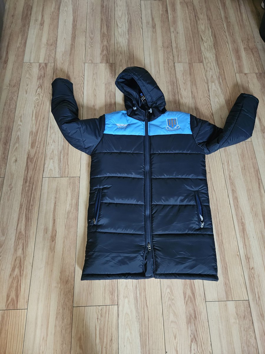 djmrsee's tweet photo. @BallymenaUnited Hi guys would u be able to exchange this for a bigger size or to something else? Only arrived this morning and doesn't fit so never been worn and tags etc still on? https://t.co/tLNgDr8VaX