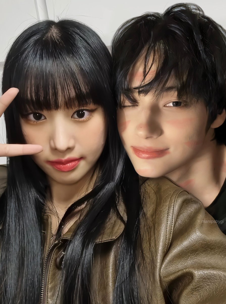 writtenbygi's tweet photo. #hyukatty

kegiatan malam minggu apa yang paling menyenangkan dan mengapa itu berciuman?

cw// kiss https://t.co/62Ddy3zQiV