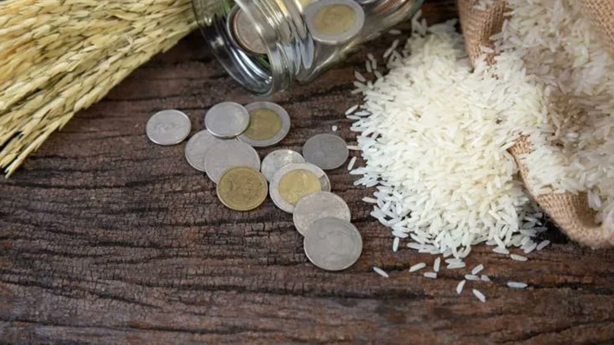 WheN ALLAH bLessEs😇 yoU FinaNciallY💰 don'T jusT rAise thE sTaNdard oF LiviNg rAise Your stAndaRd of 🫴giVinG. 🥰☺
#living #giving #love #people