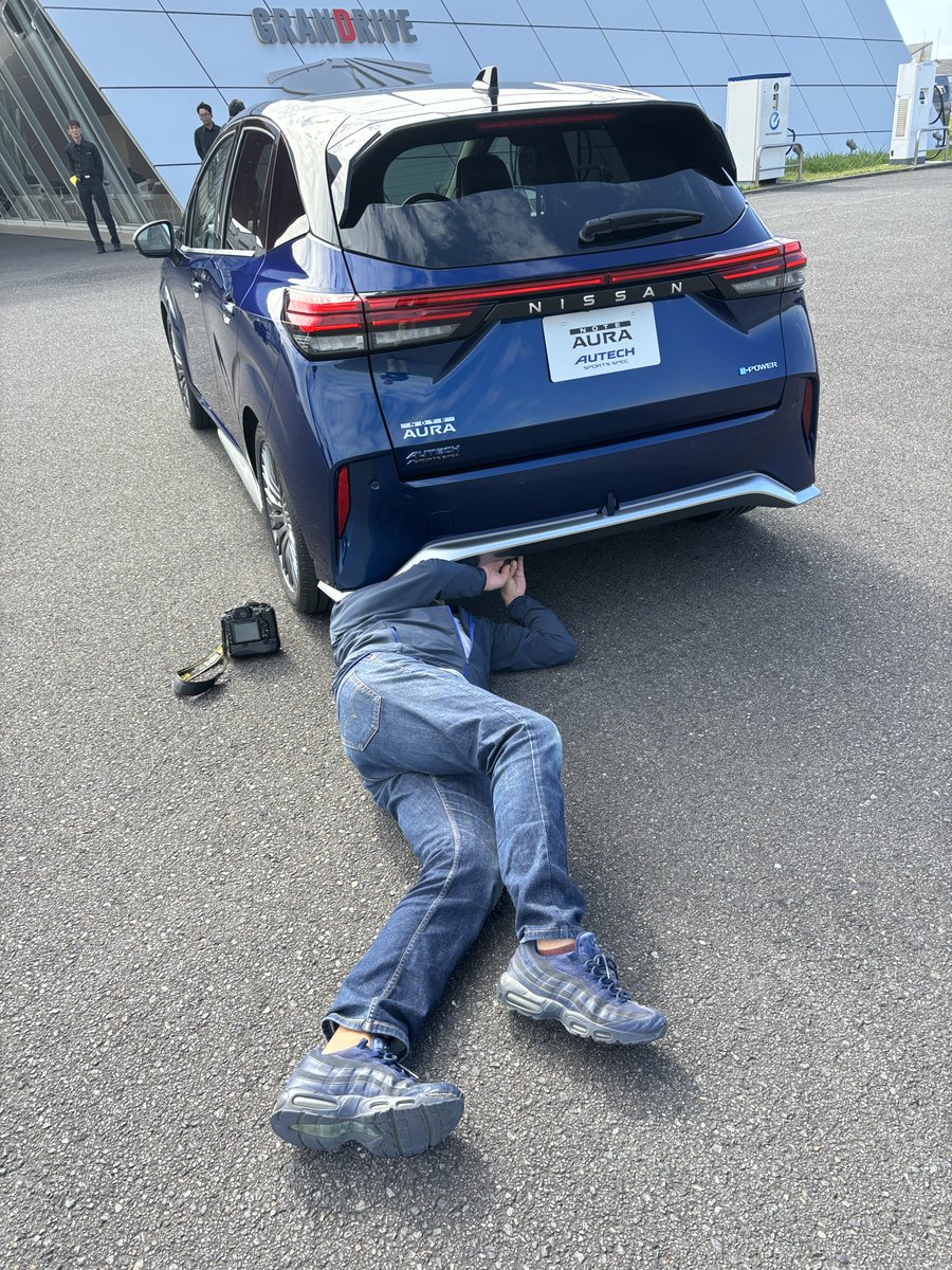 ste_lvio's tweet image. カメラマンさんのプロ根性

#スポーツスペック
#オーラ
#AUTECH
#パフォーマンスダンパー