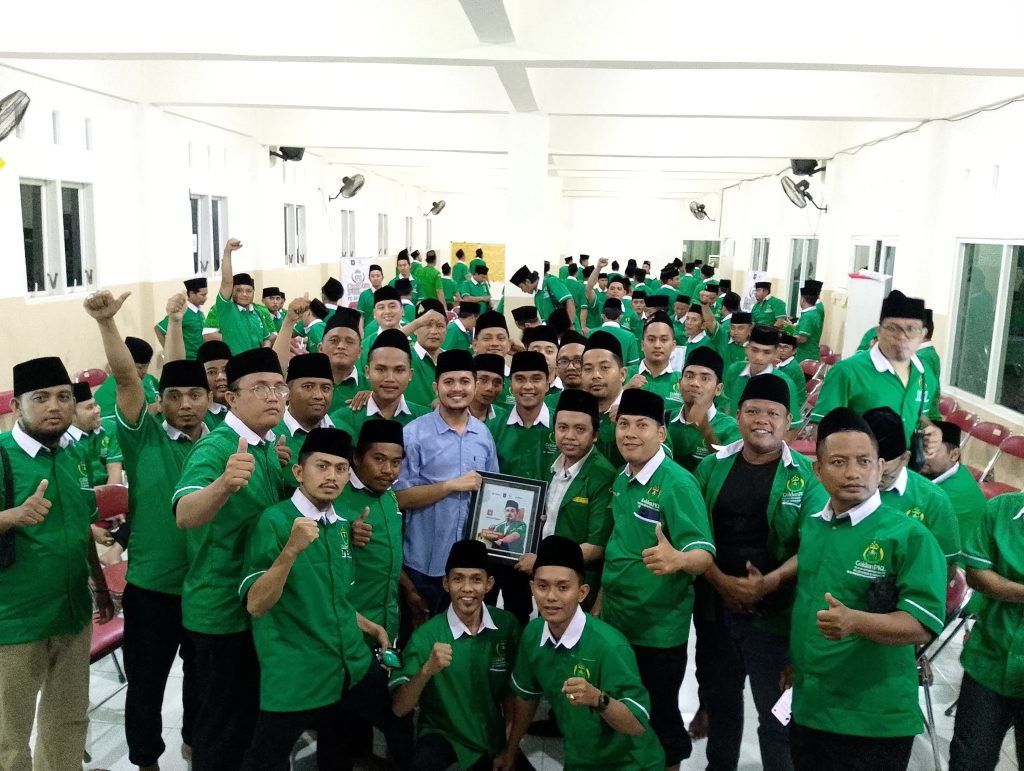 pwansorjatim's tweet photo. Meteri Leterasi Digital PKL Golden Ansor Bangkalan Menjadi Daya Tarik Para Peserta https://t.co/uJAvAUtMOD https://t.co/9Tky5qZimH