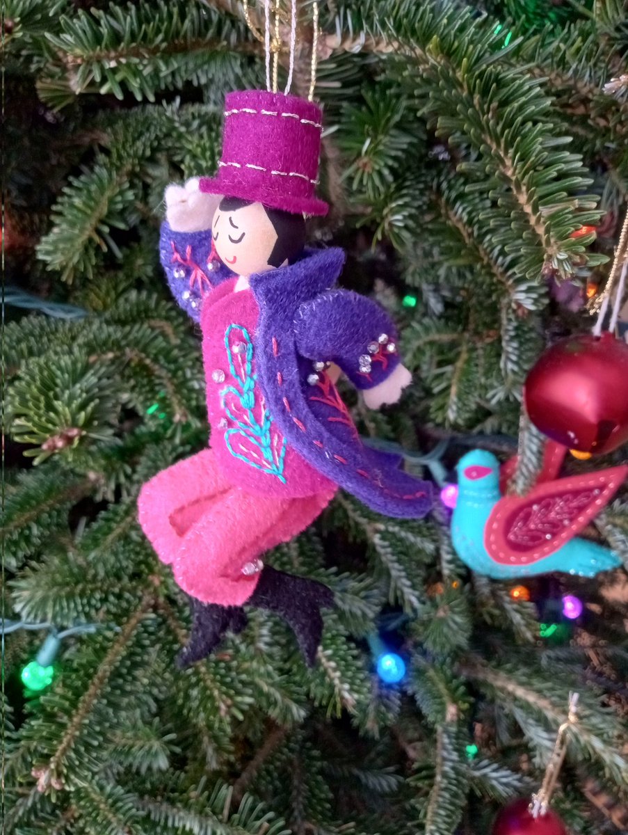 mattycall's tweet image. This lord a leaping bringing strong Timothy Chalamet energy