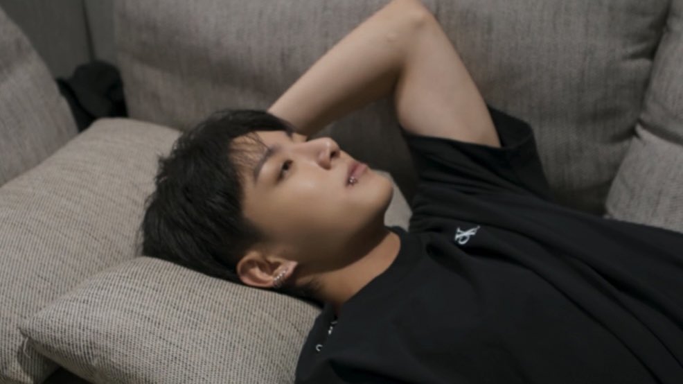 thvjkmon's tweet photo. boyfriend https://t.co/Y7SwmZlXwF
