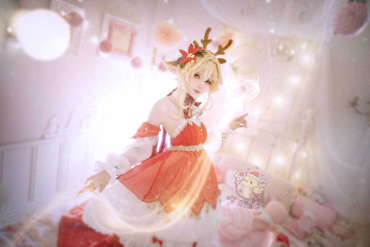 Ji_Hime_69's tweet photo. Ji Hime | Lumine Ver. X'Mas 2022 ~ Genshin Impact
Baby, It’s Cold Outside! ~ (*^▽^*)
#jihime #fateji #cosplaygirl #streamergirl #cute #kawaii #lumine #genshinimpact #santa #redclothes #santahats #Christmas #christmasvibes #birds #birdlovers #snow #studiophotography #chillvibes https://t.co/fy93BpUwxG