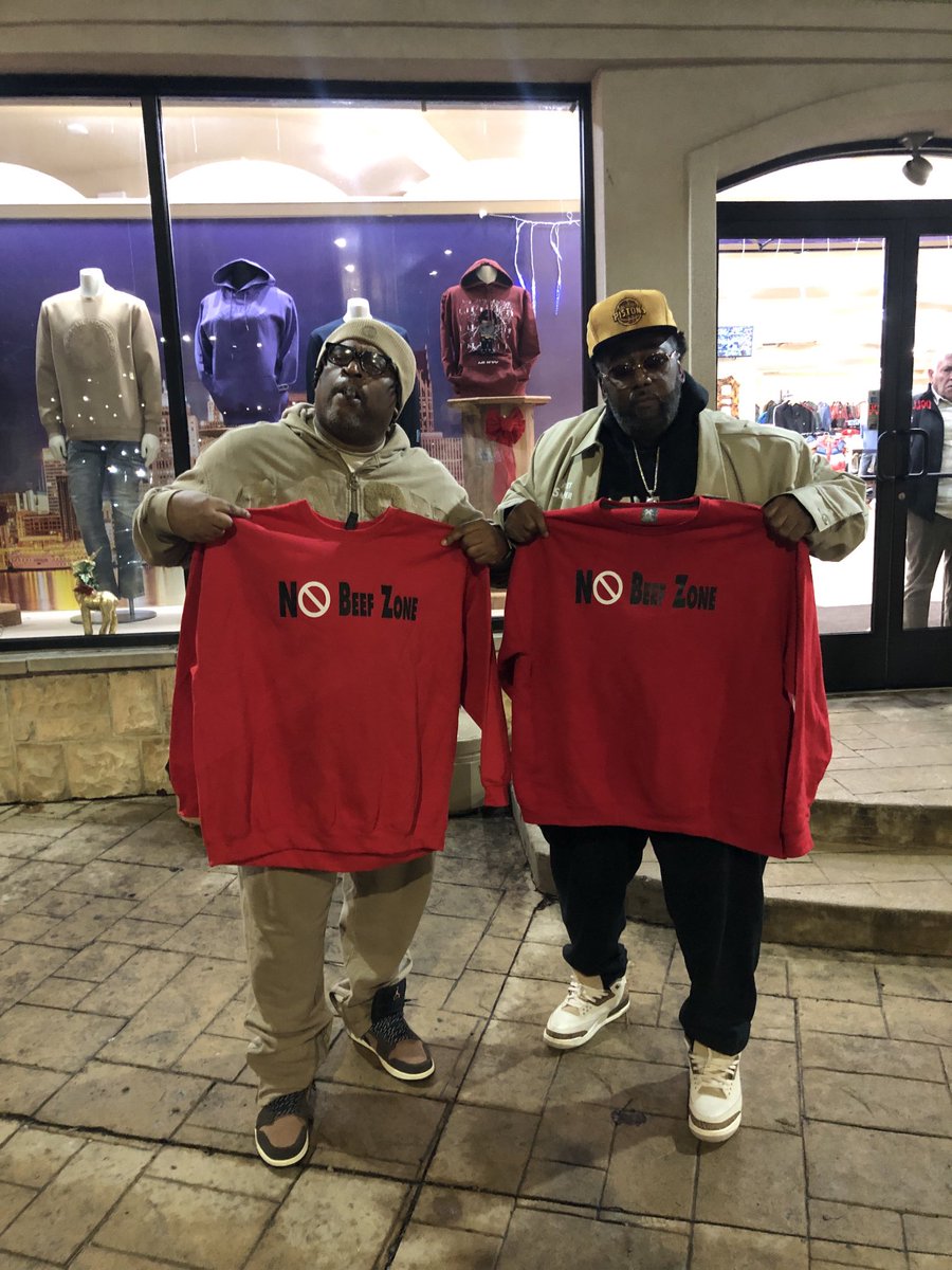 Southwest T First Day out on the Presidential pardon me and my brother went from kill something to build something 
Lip N🚫Beef zone 🔥🔥🫡🫡🙏🏾🙏🏾