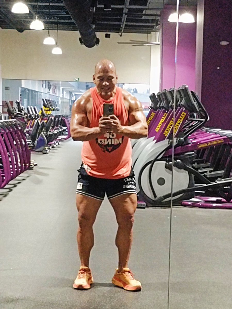 dansalinas27's tweet photo. Día de gym!!! #gymrat #gymtime #saltillo https://t.co/bBNQlpaSBx