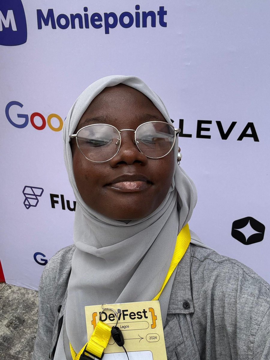 rraahhmmaattt's tweet image. Hi there. I'm Rahmat, an entry level project/product manager and I am in dire need of an internship to gain practical experience in the field.
Help repost if this pops on your tl. Thank you😔🫶🏾